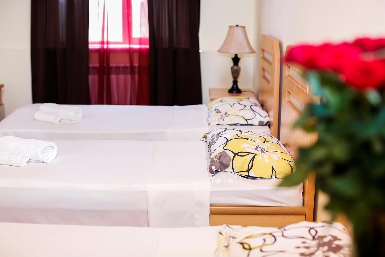 Amrots Hotel Vaykʼ Esterno foto